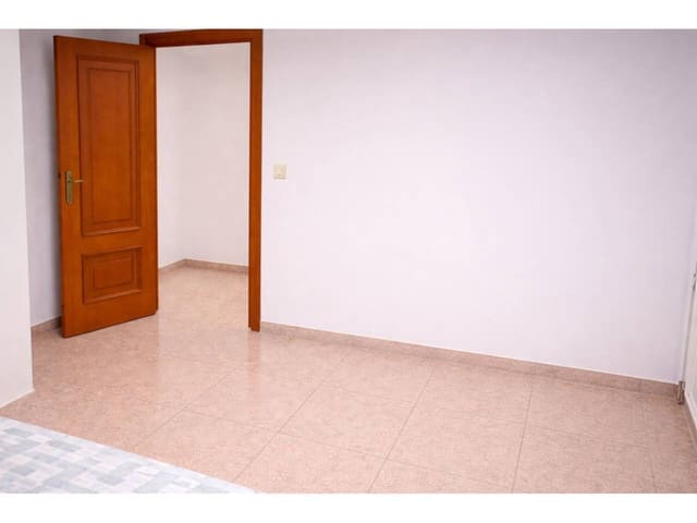 3 slaapkamer Flat te koop in Oliva - € 125.000 (Ref: 9572249)