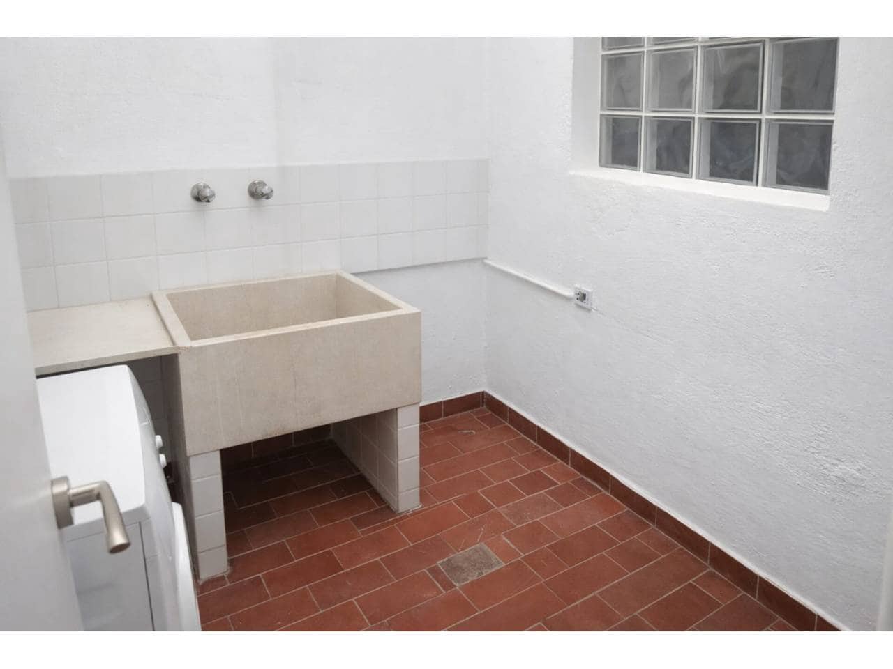 3 slaapkamer Flat te koop in Piles - € 105.000 (Ref: 9594699)