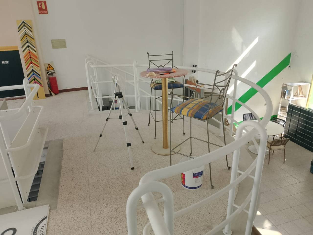 2 soverom Kommersiell til leie i Oliva - € 700 (Ref: 9606901)