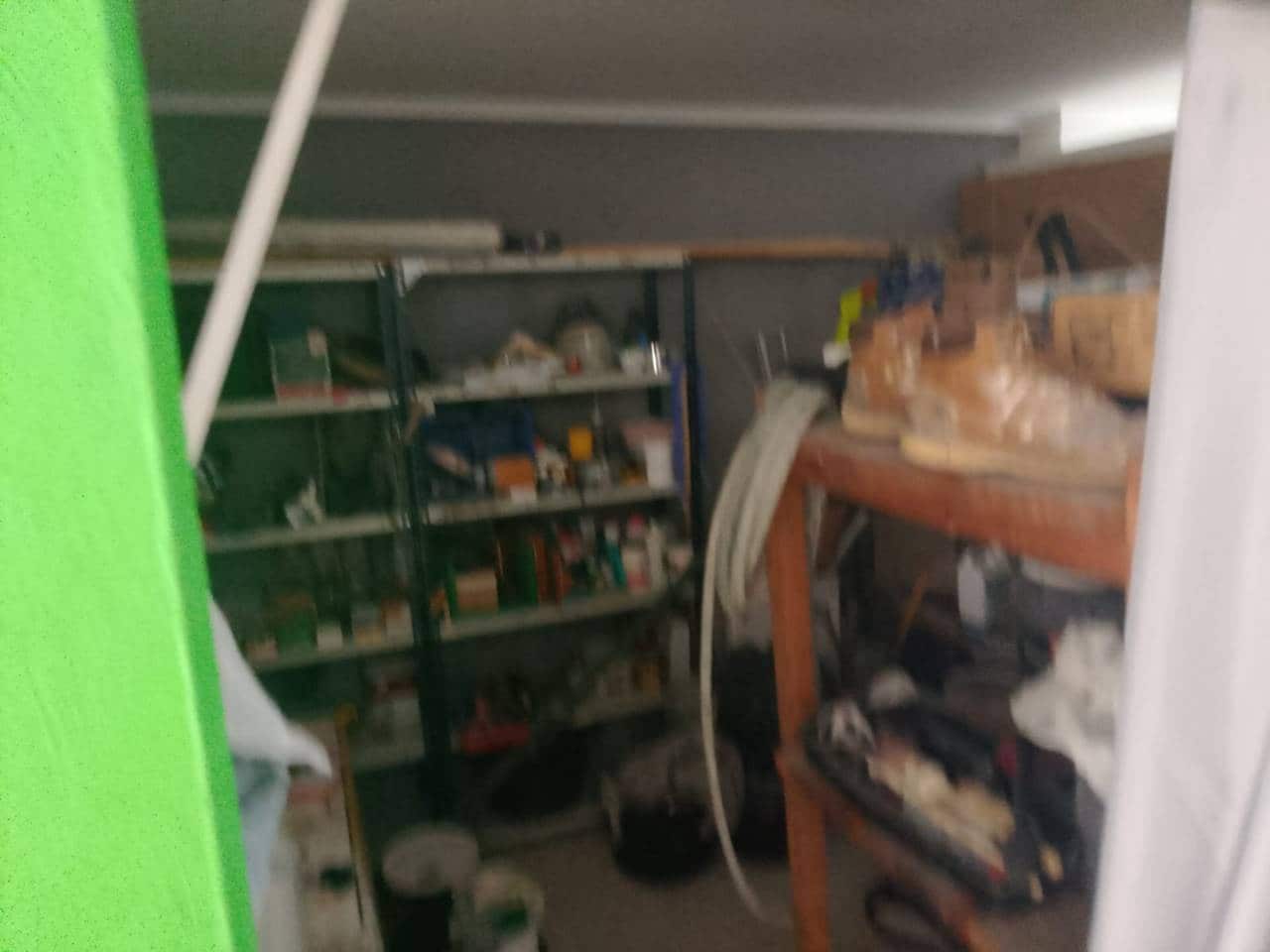 2 soverom Kommersiell til leie i Oliva - € 700 (Ref: 9606901)