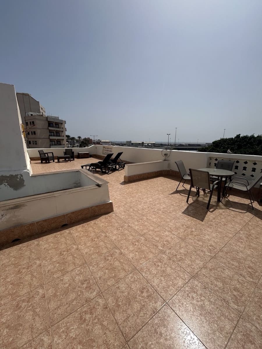 Studio for rent in Puerto del Rosario - € 950 (Ref: 10011763)