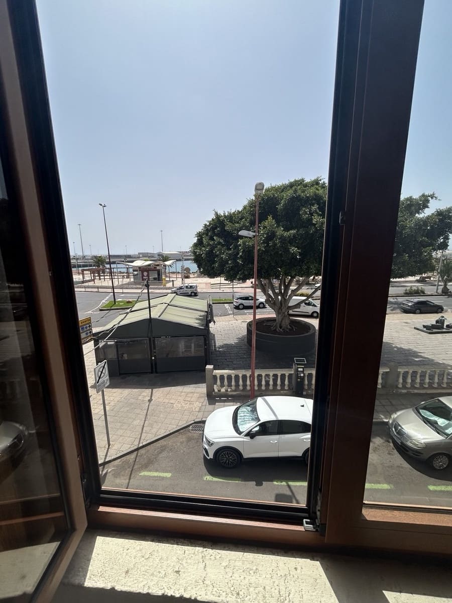 Studio for rent in Puerto del Rosario - € 950 (Ref: 10011763)