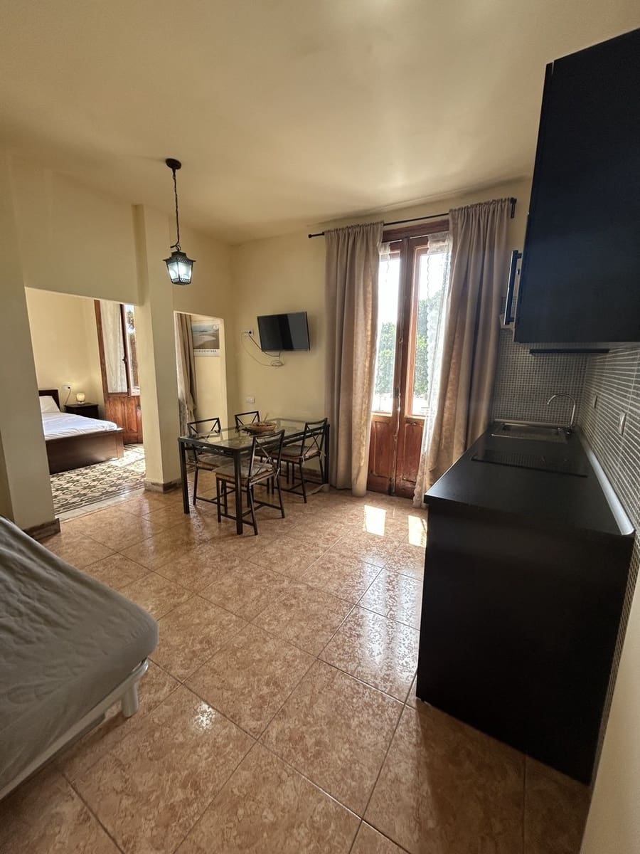 Studio for rent in Puerto del Rosario - € 950 (Ref: 10011763)