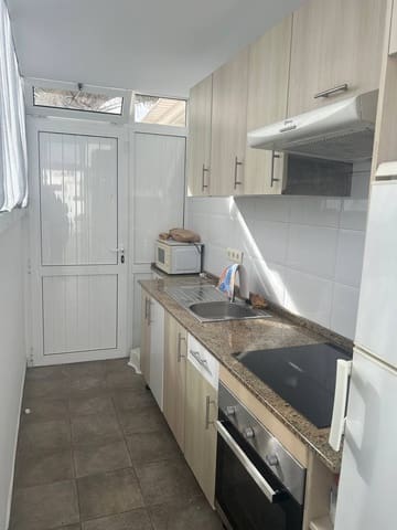 2 Zimmer Strandapartment zu vermieten in Playa Honda, San Bartolomé - 1.980 € (Ref: 10011938)