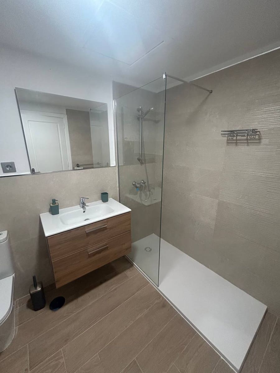 1 bedroom Apartment for rent in Corralejo with pool garage - € 1,150 (Ref: 10011939)