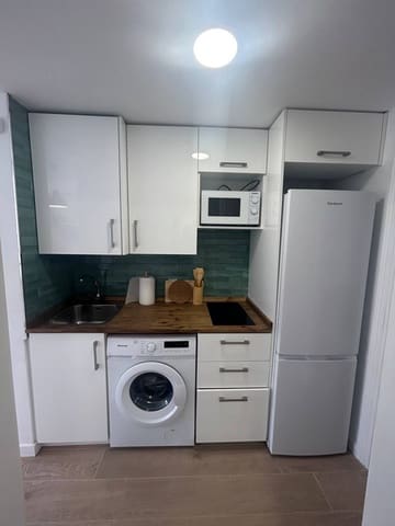 1 quarto Apartamento para arrendar em Corralejo, La Oliva com piscina garagem - 1 150 € (Ref: 10011939)