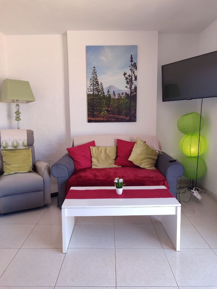 1 slaapkamer Appartement te huur in Las Galletas - € 900 (Ref: 10012493)