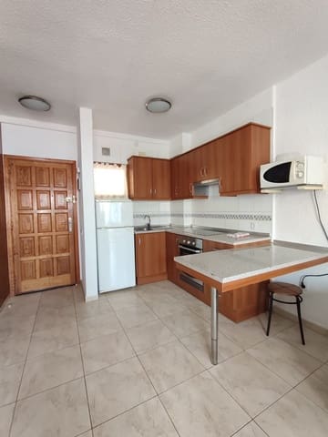 Apartamento de 1 habitación en Los Cristianos, Arona en alquiler con piscina - 1.200 € (Ref: 10012530)