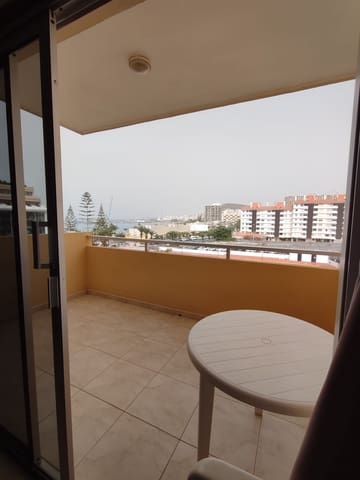 Apartamento de 1 habitación en Los Cristianos, Arona en alquiler con piscina - 1.200 € (Ref: 10012530)