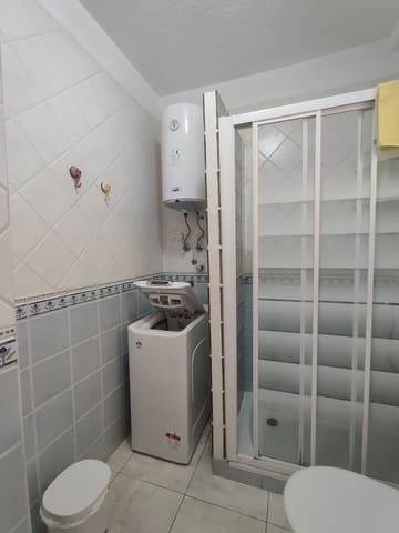Apartamento de 1 habitación en Los Cristianos, Arona en alquiler con piscina - 1.200 € (Ref: 10012530)