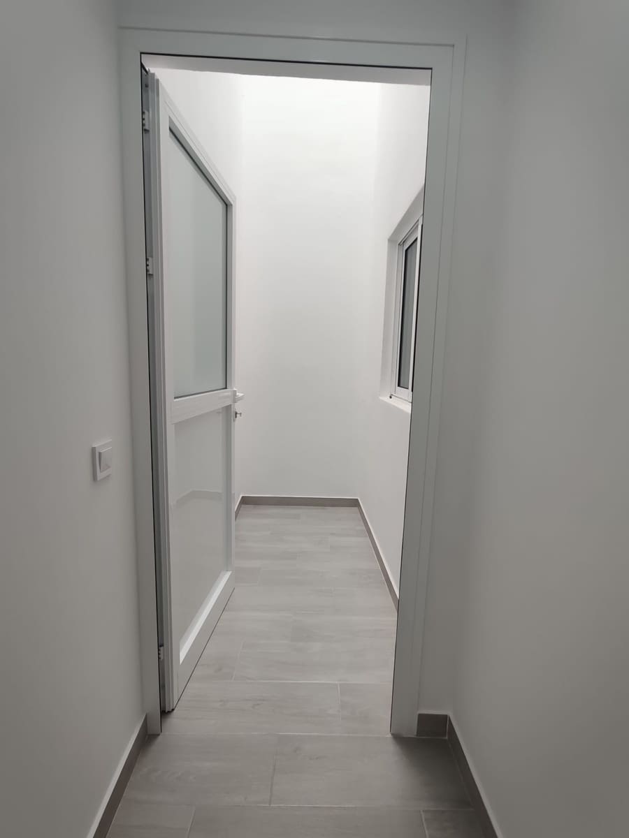 7 soveværelse Lejlighed til leje i San Cristobal de La Laguna - € 460 (Ref: 10124745)