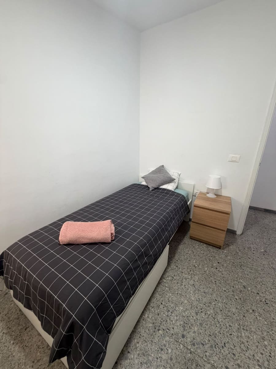 5 Zimmer Apartment zu vermieten in El Sobradillo - 315 € (Ref: 10158490)
