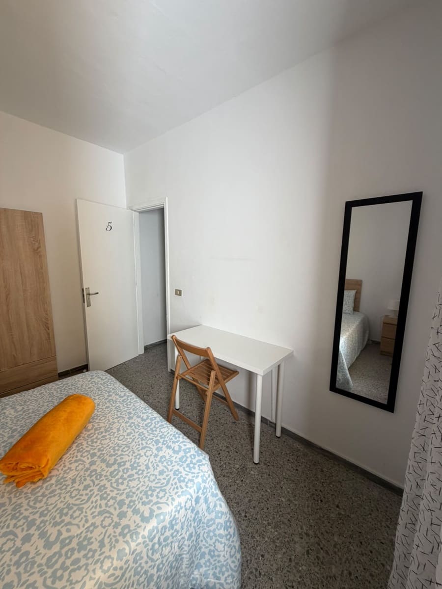 5 Zimmer Apartment zu vermieten in El Sobradillo - 315 € (Ref: 10158490)