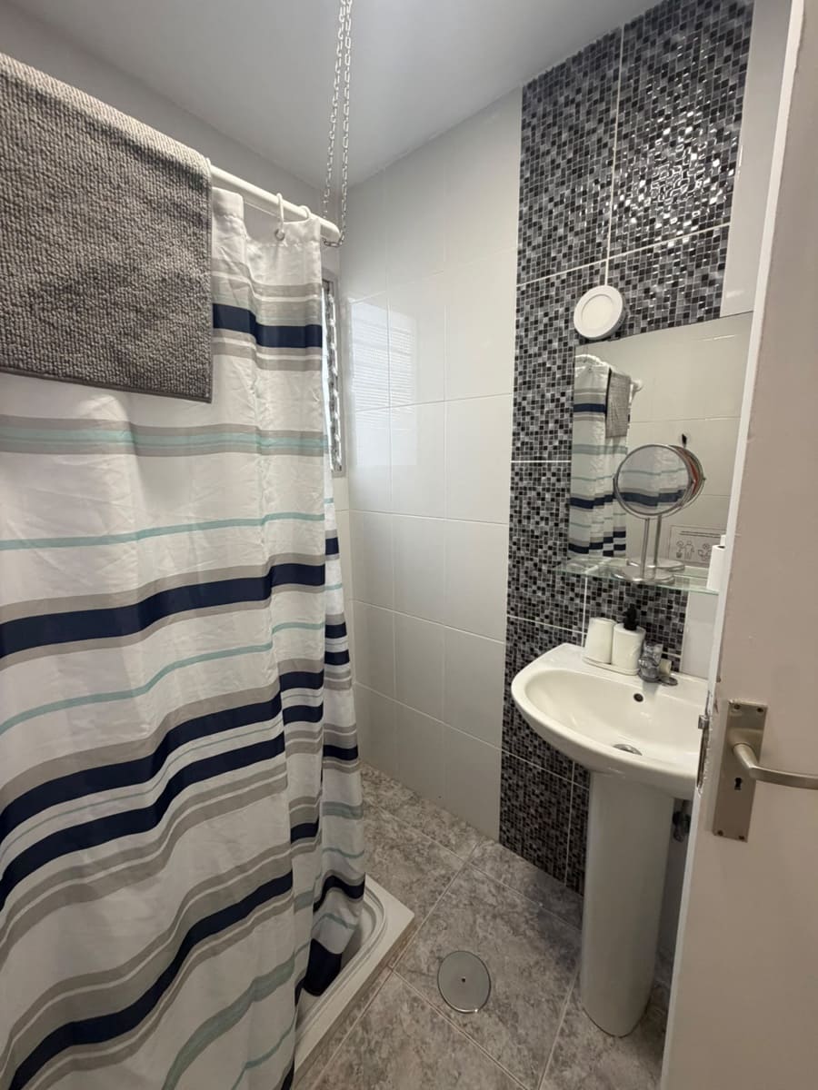 5 Zimmer Apartment zu vermieten in El Sobradillo - 315 € (Ref: 10158490)