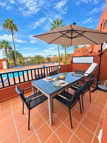 2 quarto Apartamento para arrendar em Corralejo, La Oliva com piscina - 1 550 € (Ref: 10183428)