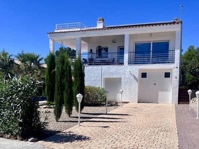 4 sovrum Villa till salu i L'Ampolla med pool garage - 390 000 € (Ref: 9306955)