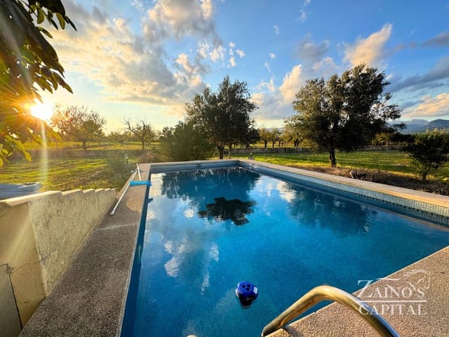 3 soverom Villa til salgs i Palma de Mallorca med svømmebasseng garasje - € 662 000 (Ref: 9308716)