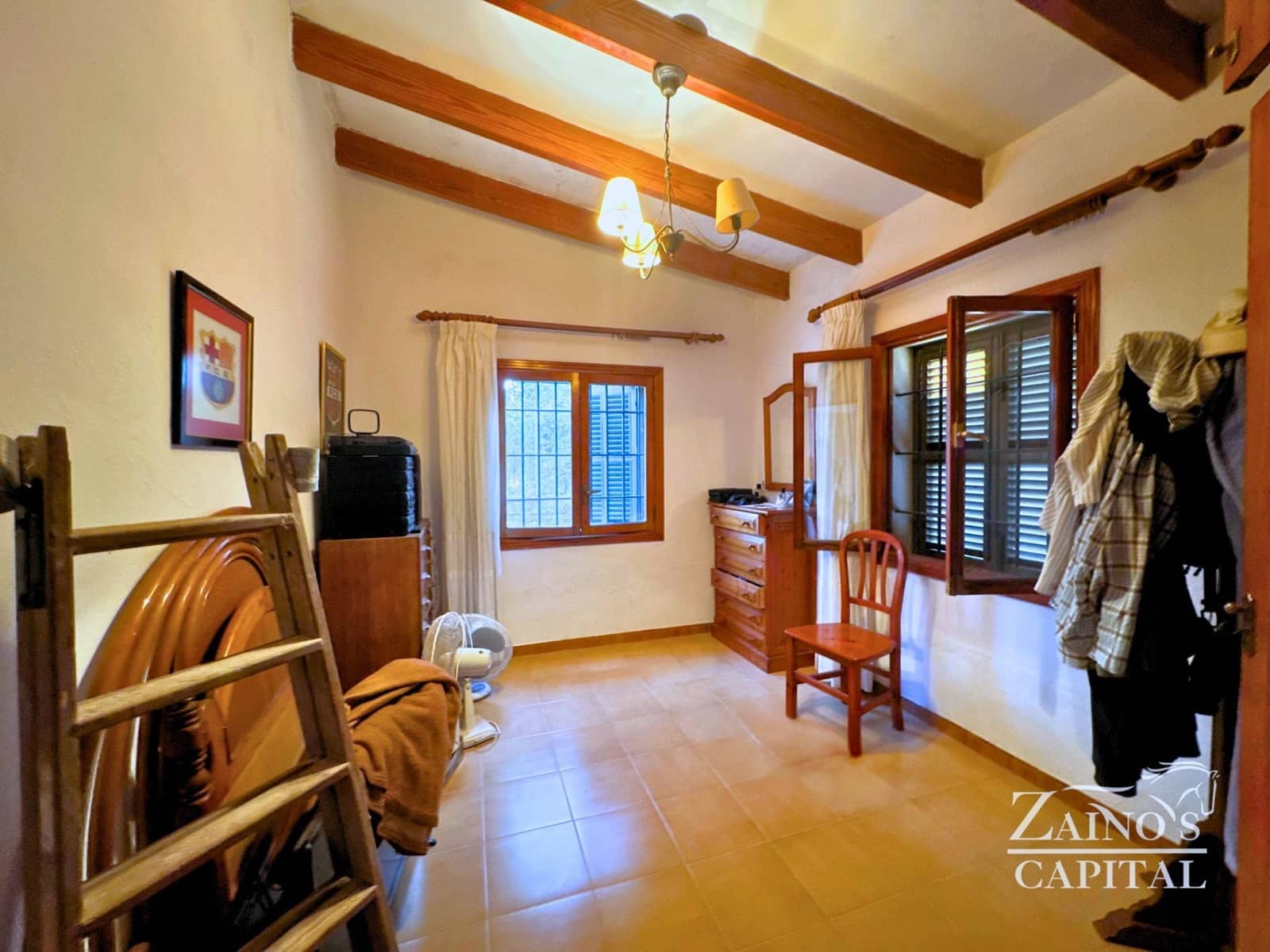 3 soveværelse Villa til salg i Palma de Mallorca med swimmingpool garage - € 649.000 (Ref: 9308716)