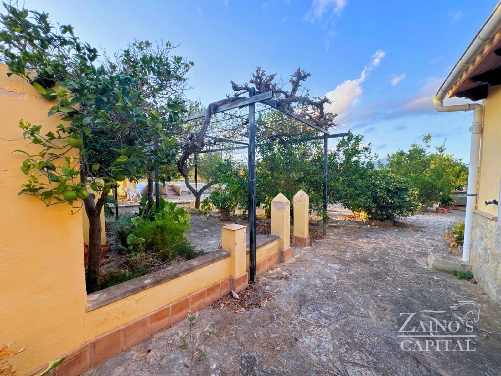 3 soveværelse Villa til salg i Palma de Mallorca med swimmingpool garage - € 649.000 (Ref: 9308716)