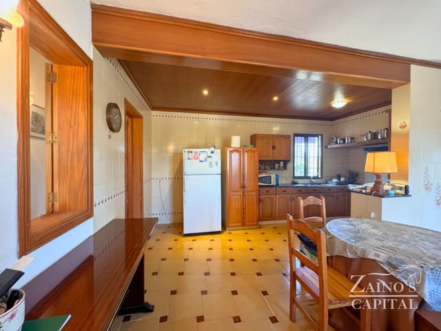 3 soveværelse Villa til salg i Palma de Mallorca med swimmingpool garage - € 649.000 (Ref: 9308716)