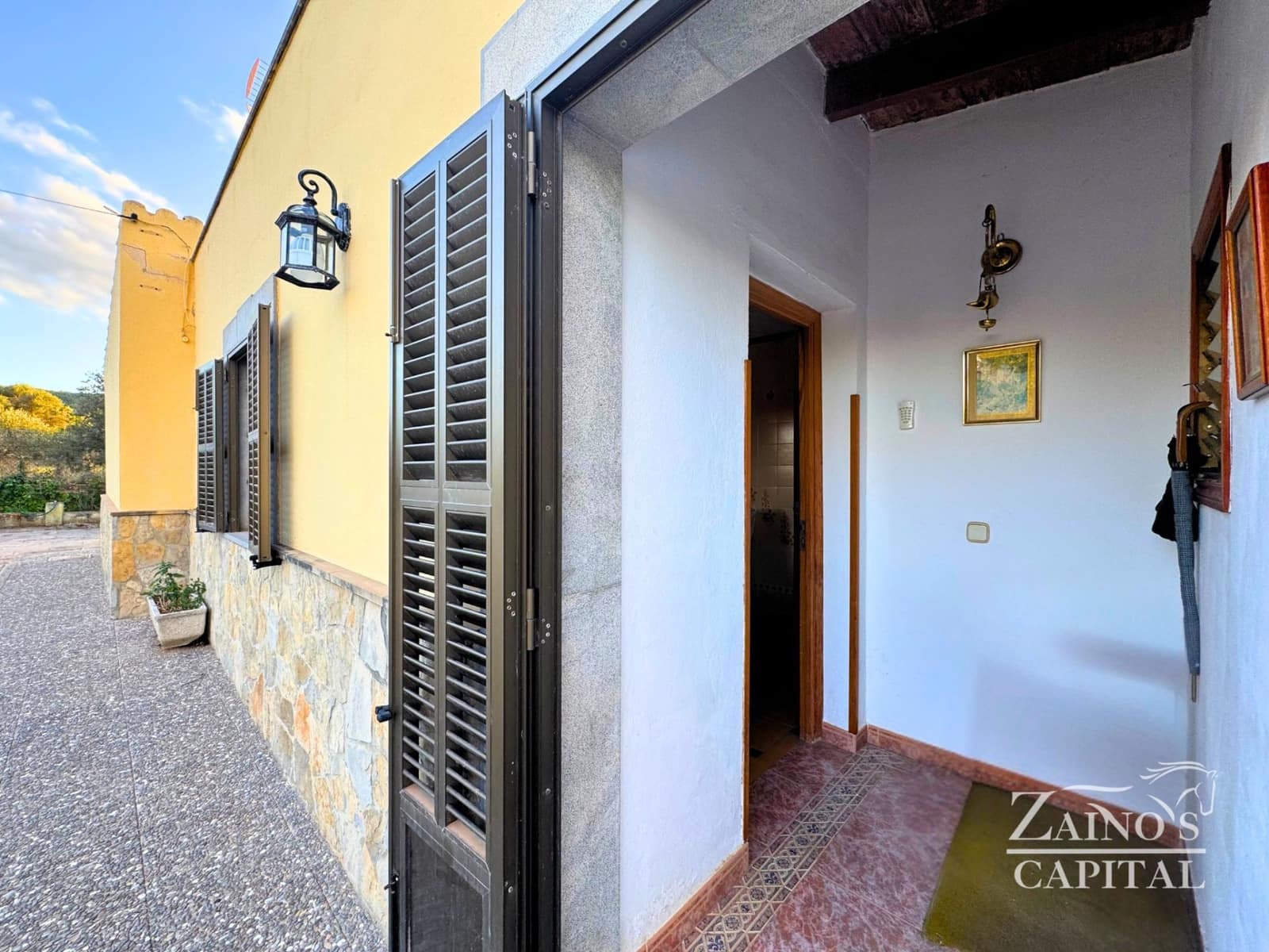 3 soveværelse Villa til salg i Palma de Mallorca med swimmingpool garage - € 649.000 (Ref: 9308716)