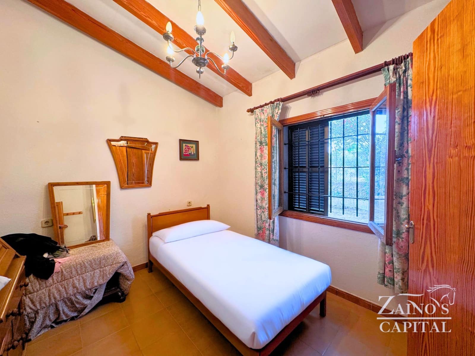 3 soveværelse Villa til salg i Palma de Mallorca med swimmingpool garage - € 649.000 (Ref: 9308716)