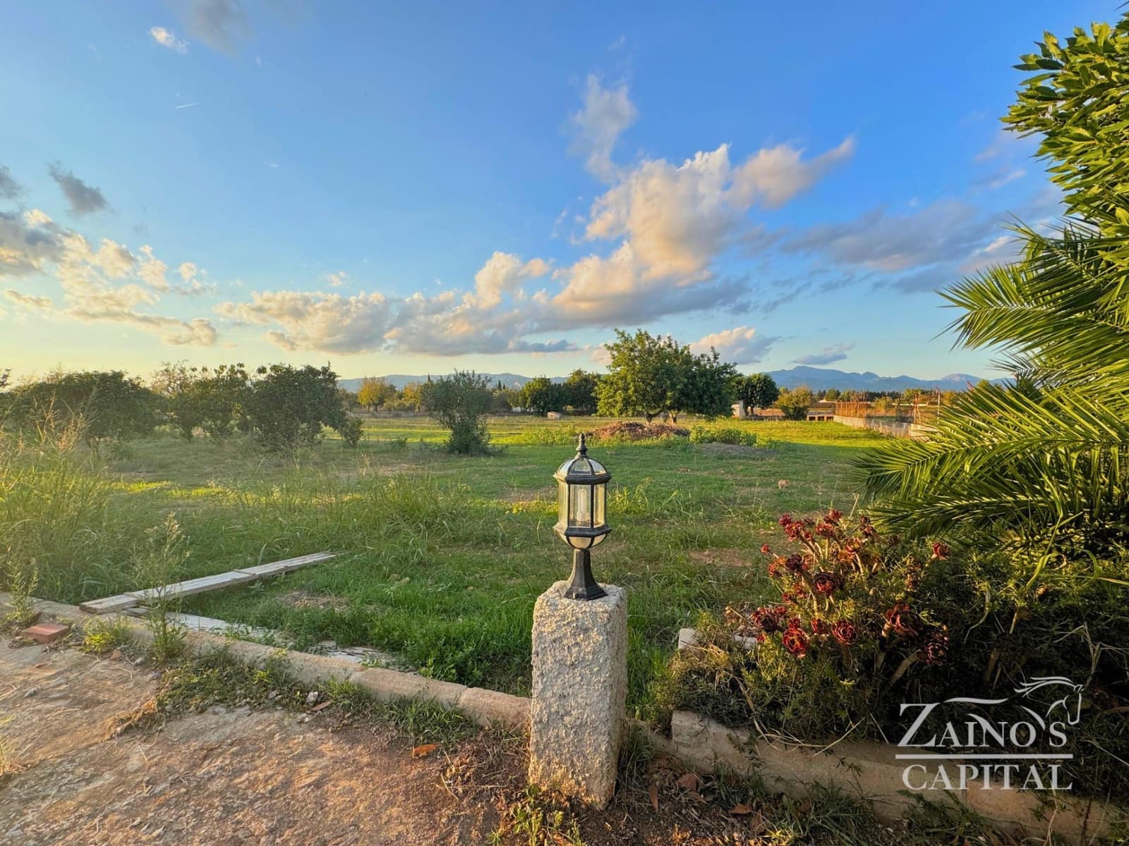 3 soveværelse Villa til salg i Palma de Mallorca med swimmingpool garage - € 649.000 (Ref: 9308716)