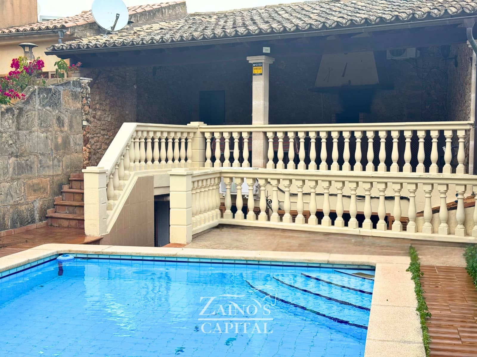 4 soveværelse Semi-Rækkehus til salg i Marratxi med swimmingpool garage - € 795.000 (Ref: 9409163)