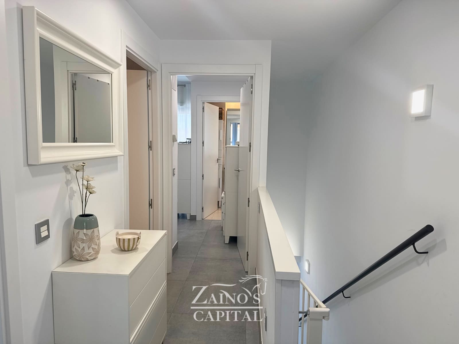 4 bedroom Townhouse for sale in Palma de Mallorca with garage - € 619,000 (Ref: 9451773)