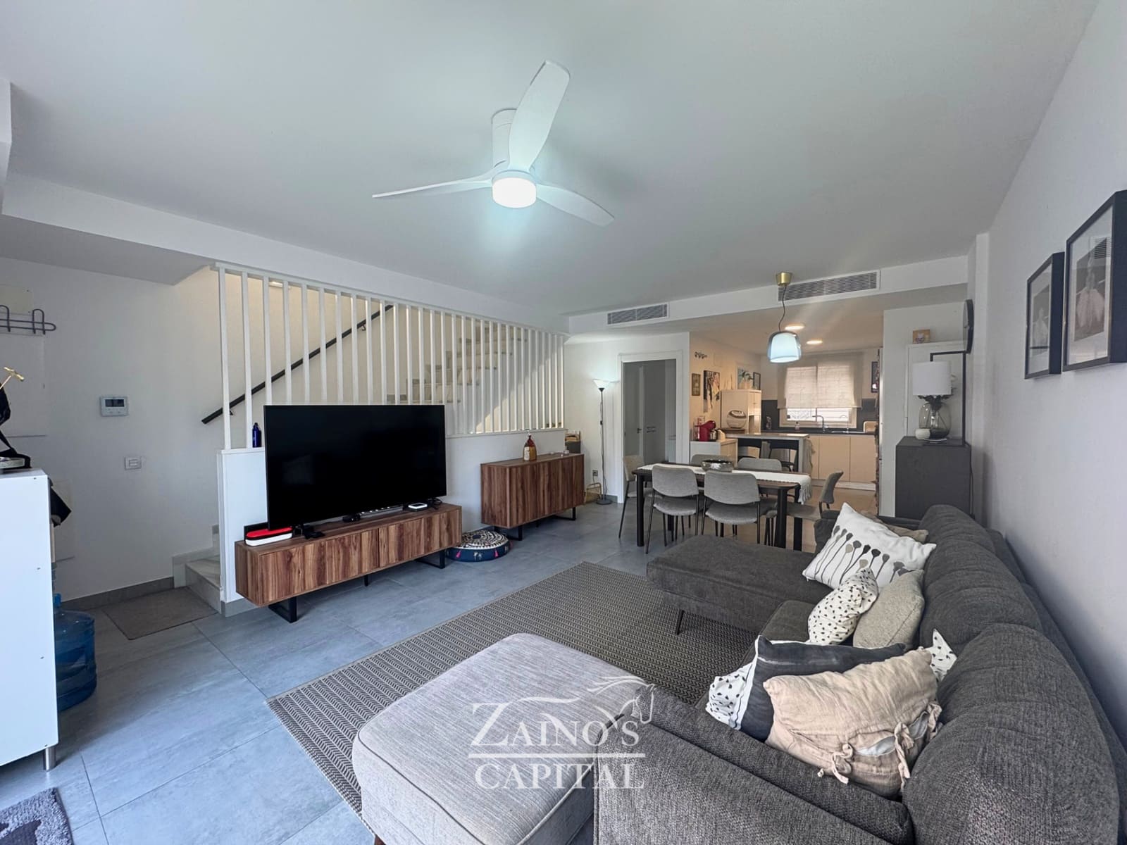 4 bedroom Townhouse for sale in Palma de Mallorca with garage - € 619,000 (Ref: 9451773)