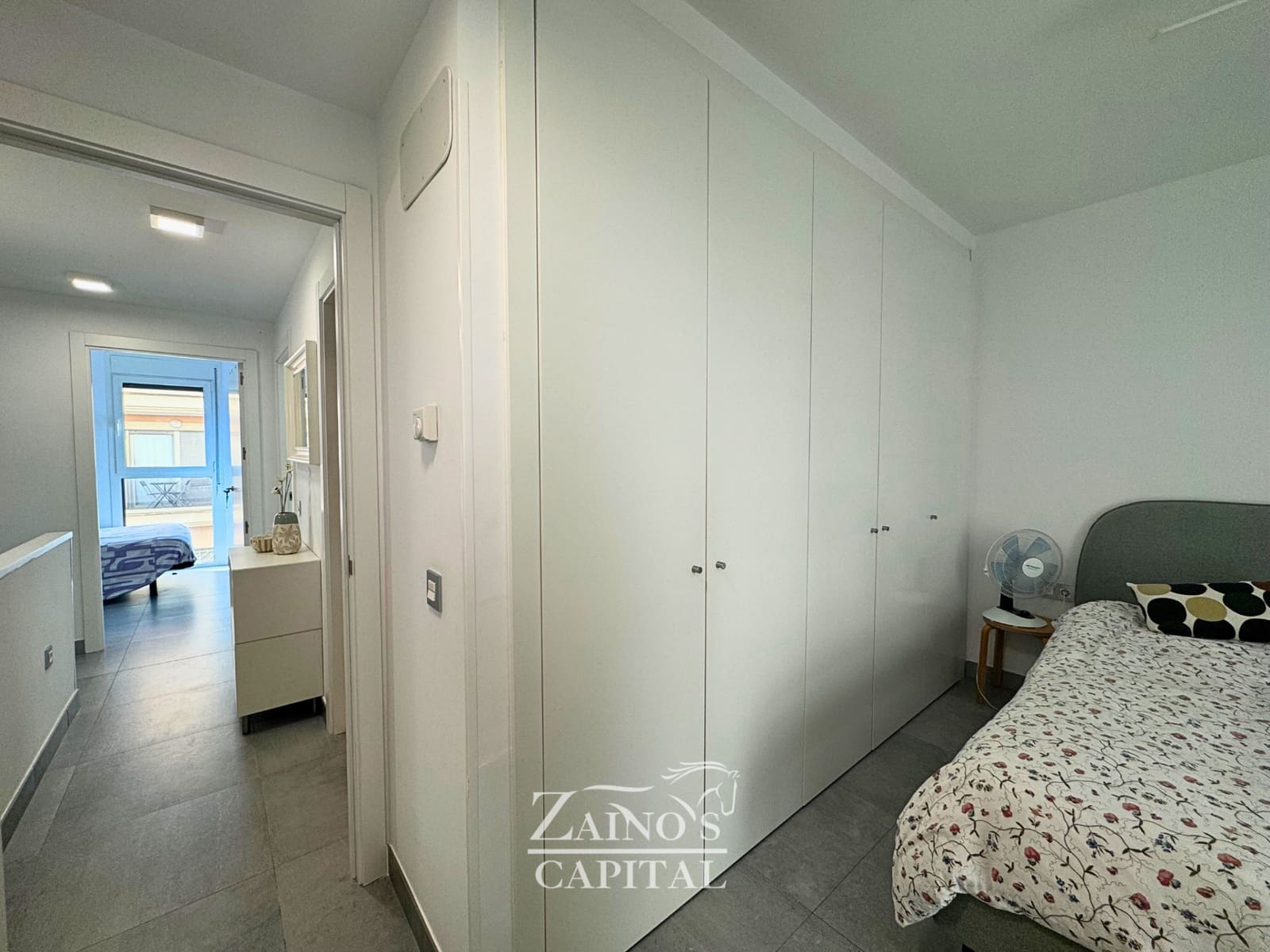 4 bedroom Townhouse for sale in Palma de Mallorca with garage - € 619,000 (Ref: 9451773)