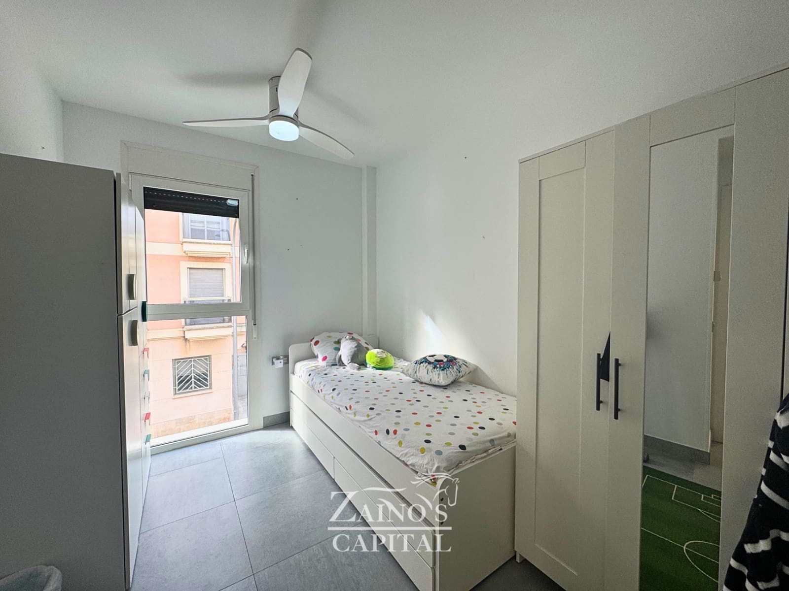 4 bedroom Townhouse for sale in Palma de Mallorca with garage - € 619,000 (Ref: 9451773)