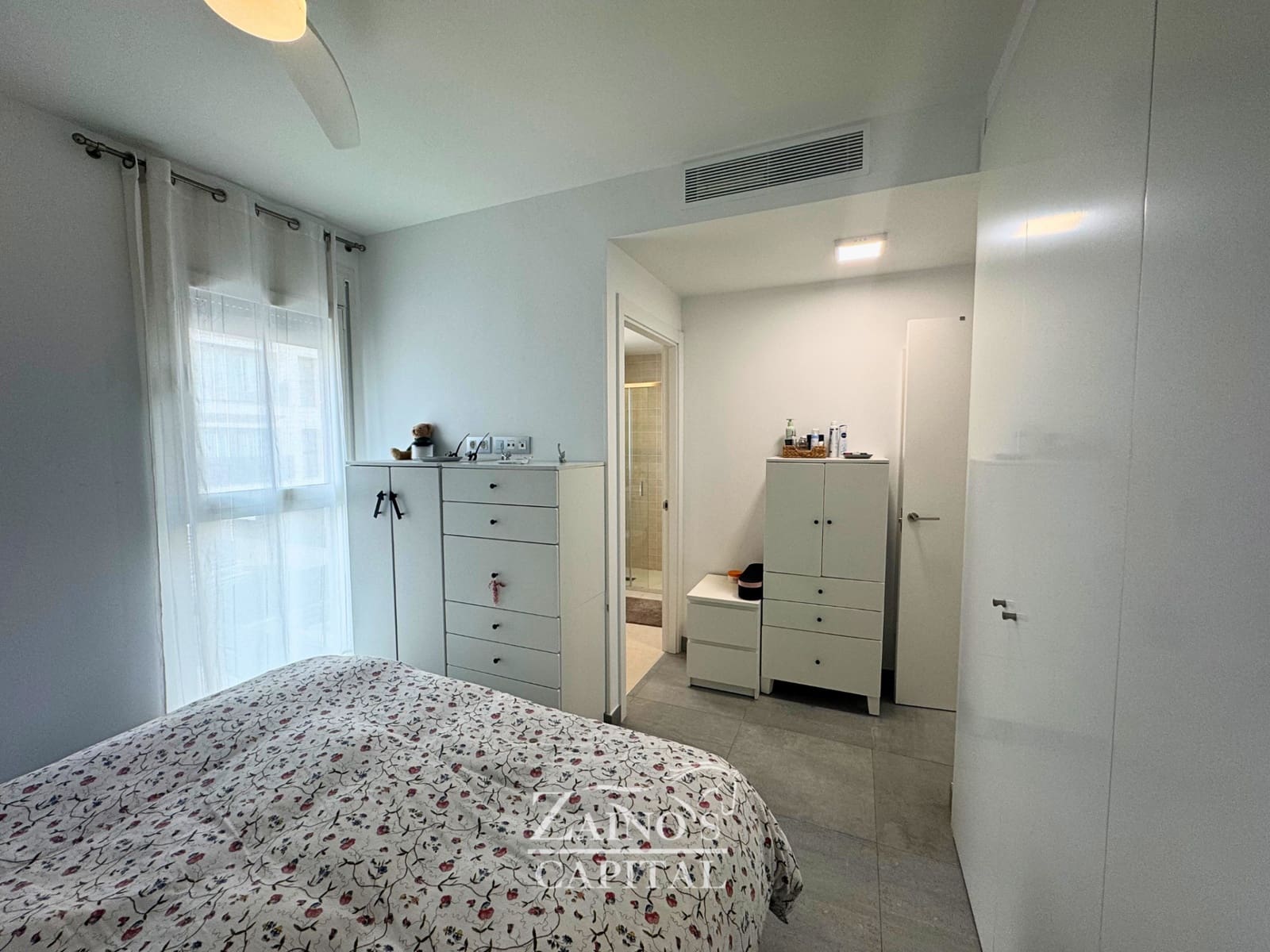 4 bedroom Townhouse for sale in Palma de Mallorca with garage - € 619,000 (Ref: 9451773)