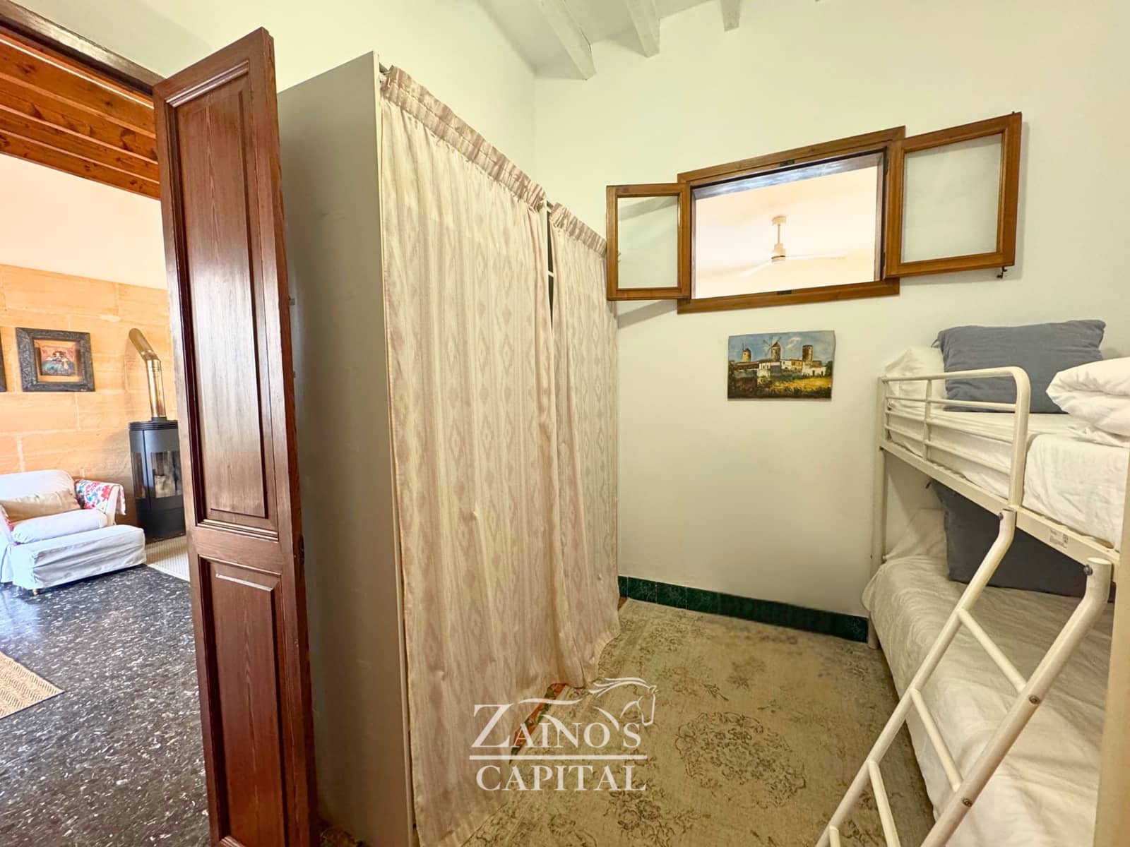 Chalet de 6 habitaciones en Colonia de Sant Jordi en venta con garaje - 1.890.000 € (Ref: 9470879)