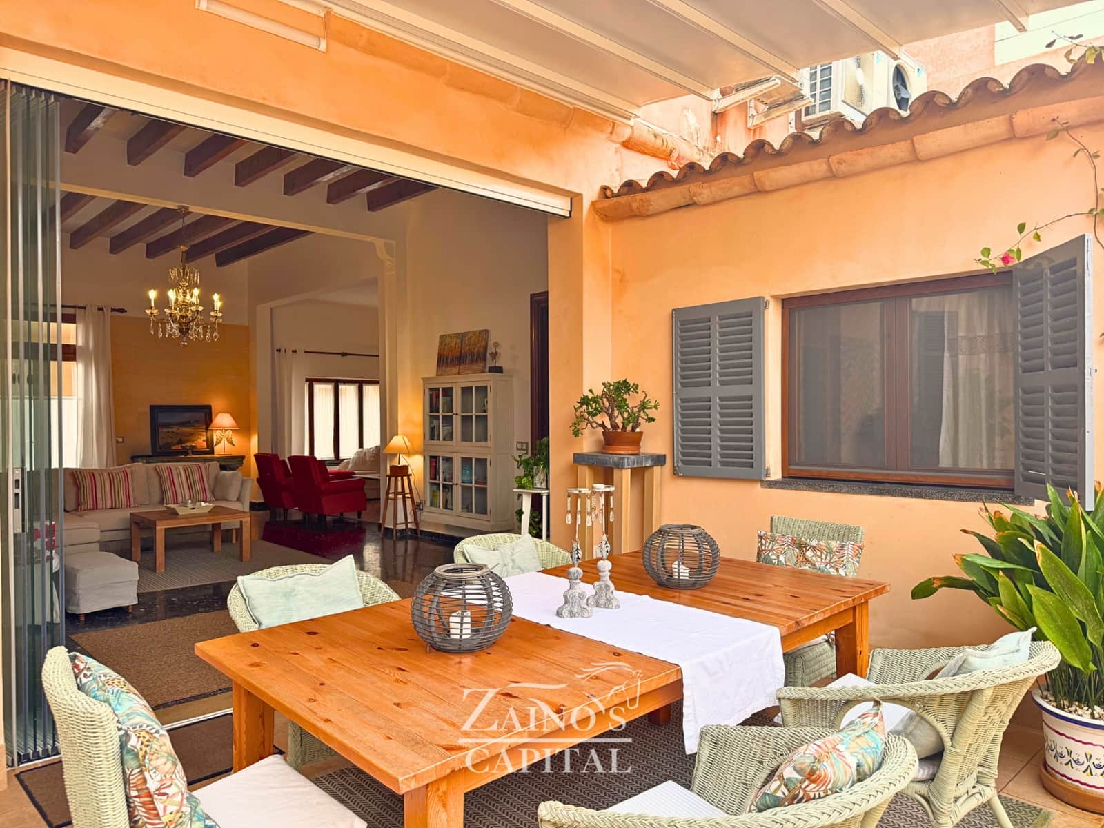 Chalet de 6 habitaciones en Colonia de Sant Jordi en venta con garaje - 1.890.000 € (Ref: 9470879)