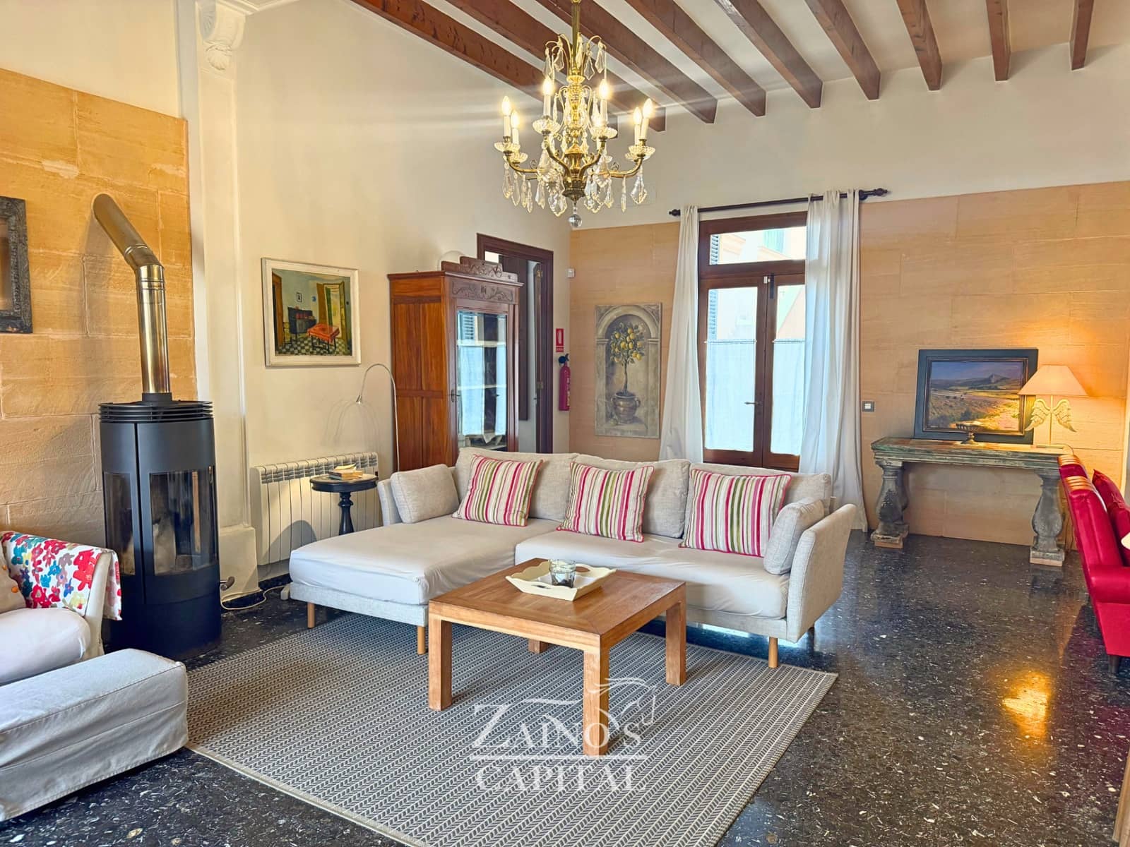 Chalet de 6 habitaciones en Colonia de Sant Jordi en venta con garaje - 1.890.000 € (Ref: 9470879)