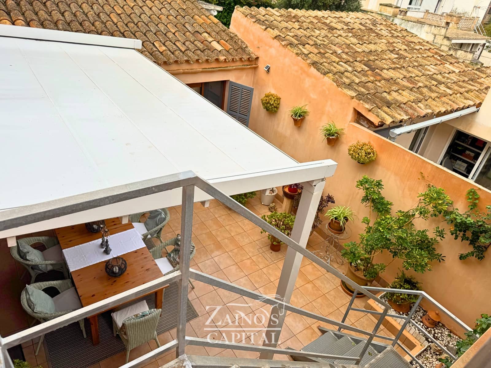 Chalet de 6 habitaciones en Colonia de Sant Jordi en venta con garaje - 1.890.000 € (Ref: 9470879)