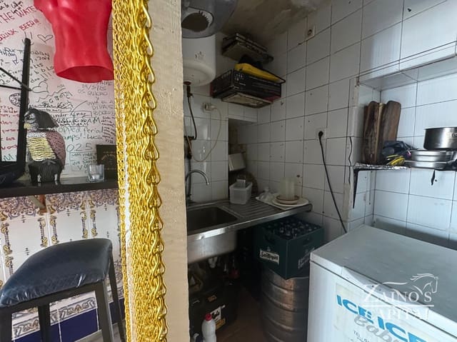 2 slaapkamer Commercieel te huur in El Jonquet, Palma de Mallorca - € 3.000 (Ref: 9627155)