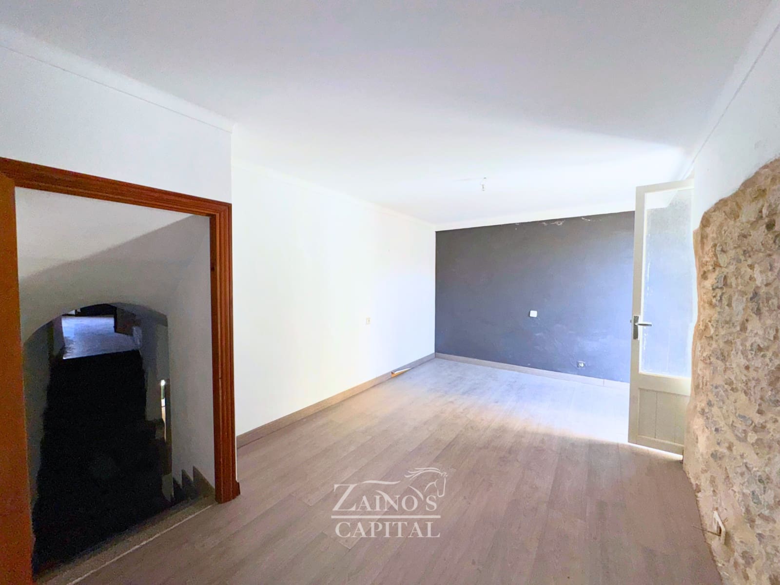 4 quarto Moradia Geminada para venda em Palma de Mallorca com garagem - 330 000 € (Ref: 9763480)