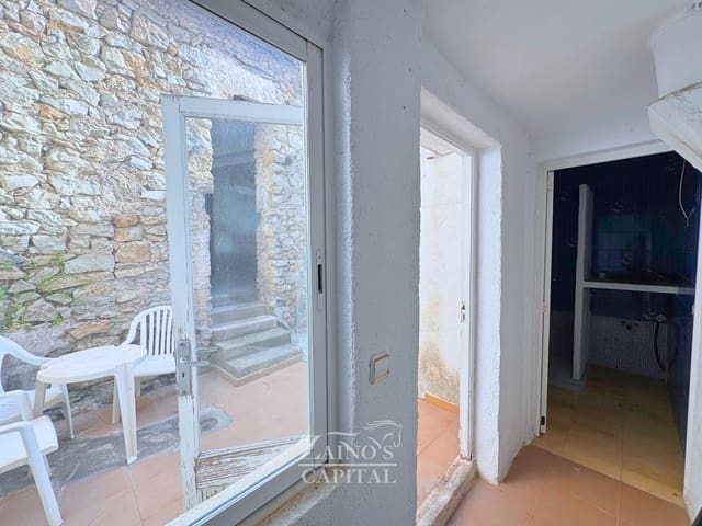 4 quarto Moradia Geminada para venda em Palma de Mallorca com garagem - 330 000 € (Ref: 9763480)