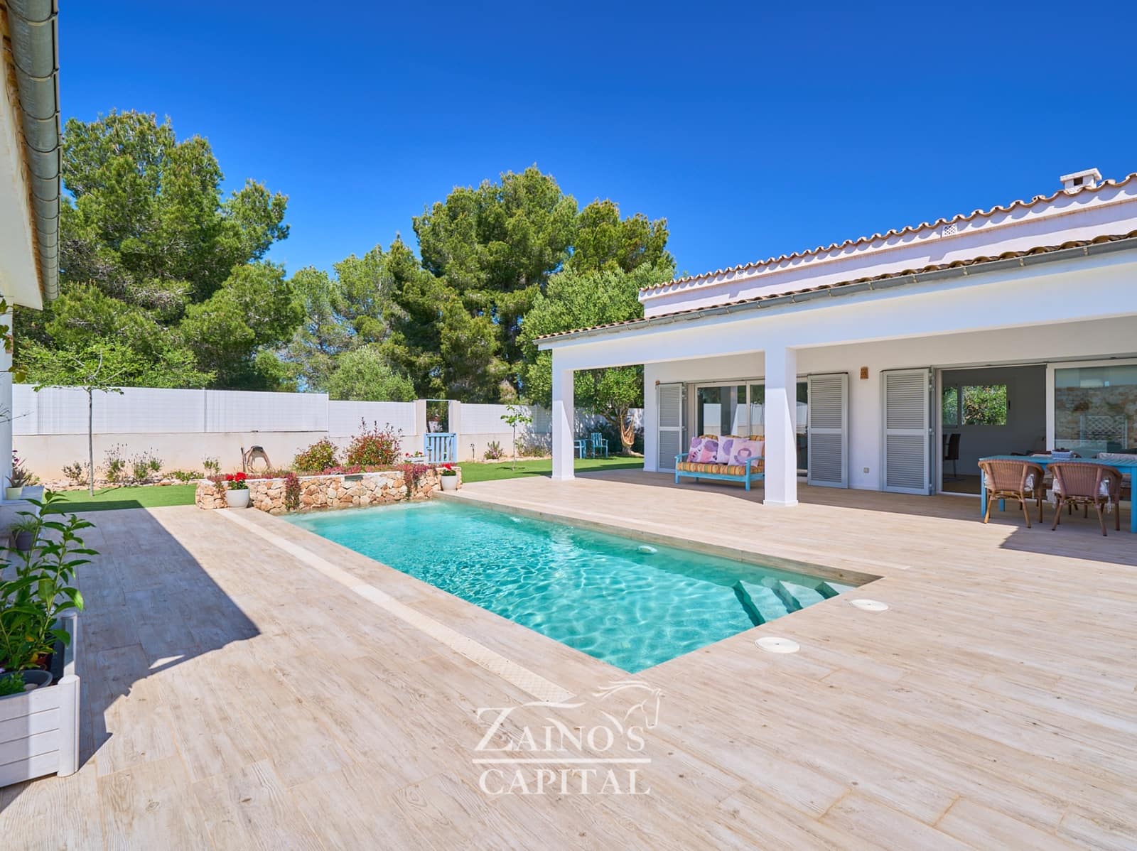 4 soverom Villa til salgs i Palma de Mallorca med svømmebasseng garasje - € 1 495 000 (Ref: 9807637)