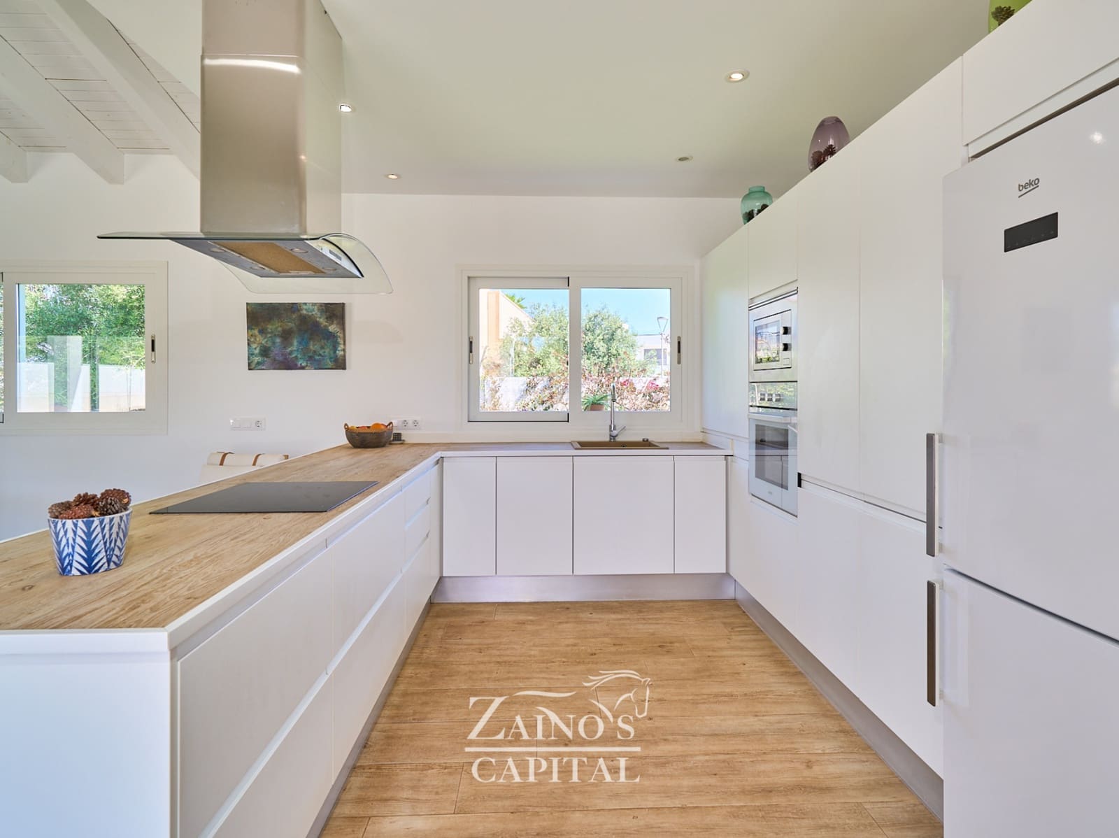 4 soverom Villa til salgs i Palma de Mallorca med svømmebasseng garasje - € 1 495 000 (Ref: 9807637)