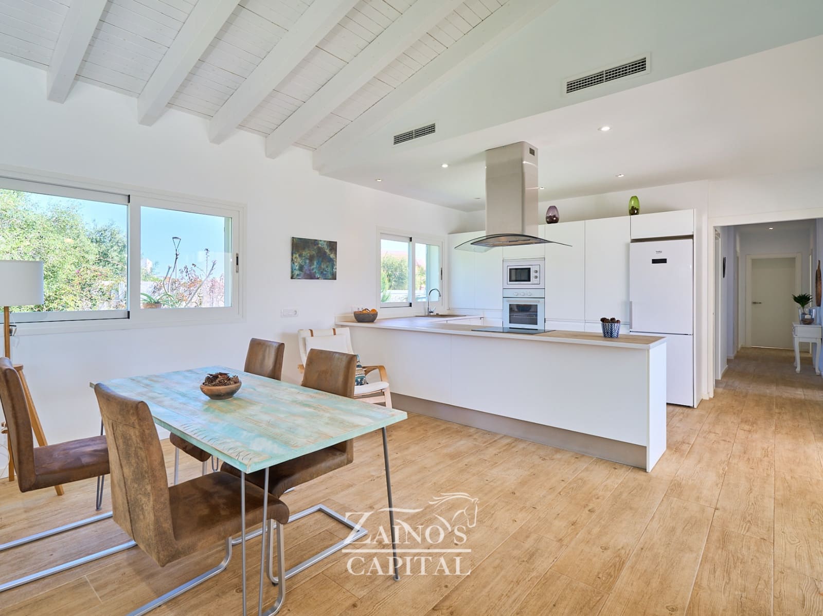 4 soverom Villa til salgs i Palma de Mallorca med svømmebasseng garasje - € 1 495 000 (Ref: 9807637)