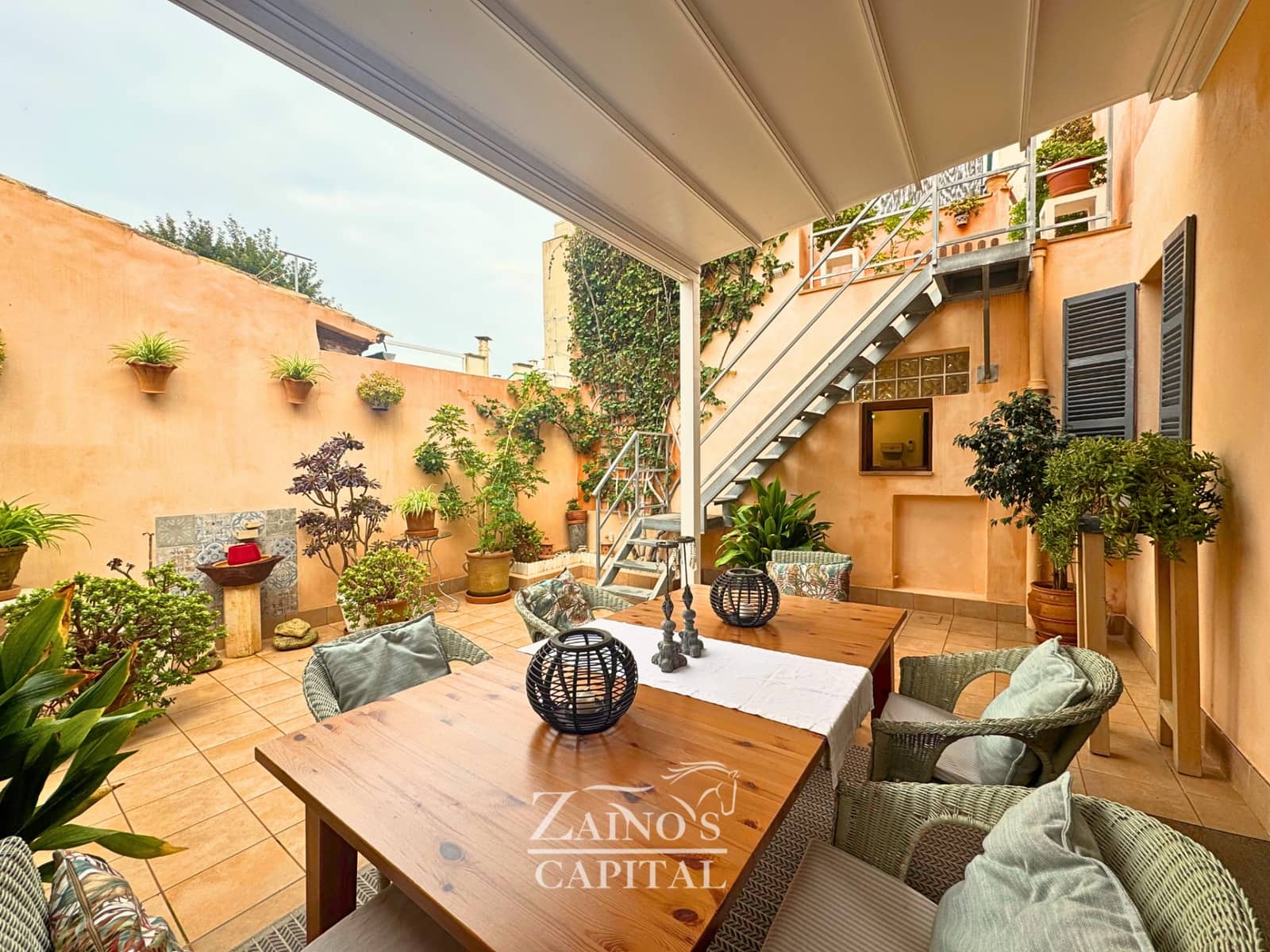3 bedroom Flat for sale in Sant Jordi de Ses Salines with garage - € 745,000 (Ref: 9842088)