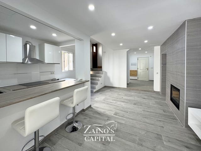 Pareado de 6 habitaciones en Calvià en venta con garaje - 770.000 € (Ref: 9889709)