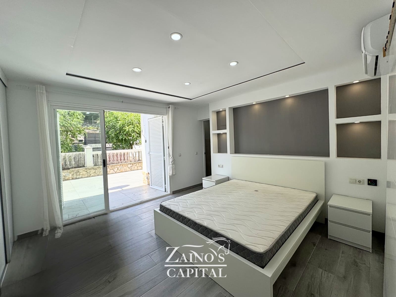 Pareado de 6 habitaciones en Calvià en venta con garaje - 770.000 € (Ref: 9889709)