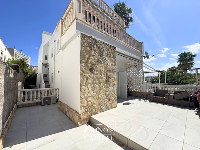 Pareado de 6 habitaciones en Calvià en venta con garaje - 770.000 € (Ref: 9889709)