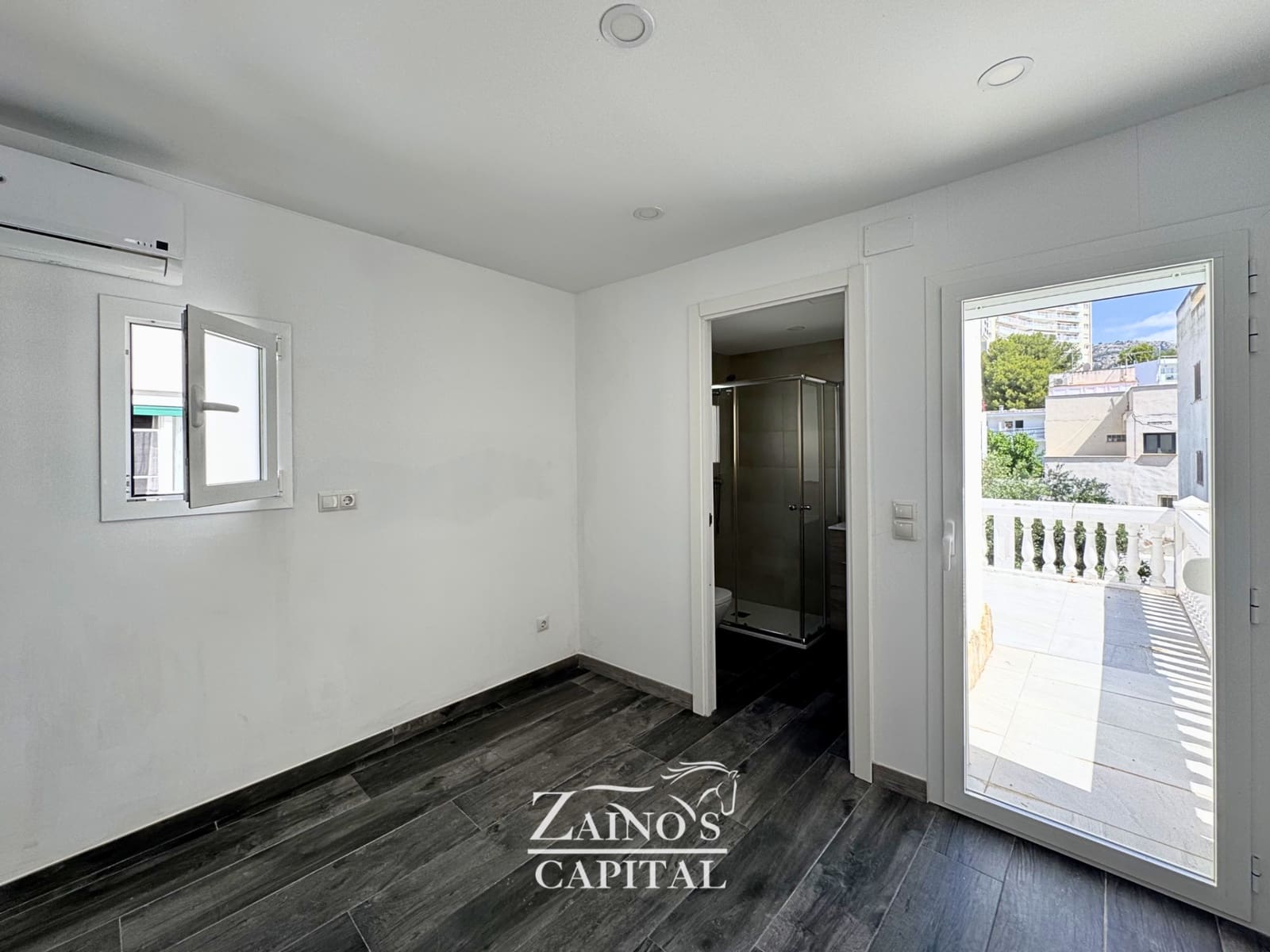 Pareado de 6 habitaciones en Calvià en venta con garaje - 770.000 € (Ref: 9889709)