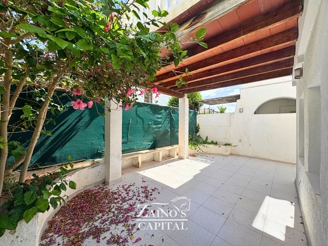 Pareado de 6 habitaciones en Calvià en venta con garaje - 770.000 € (Ref: 9889709)