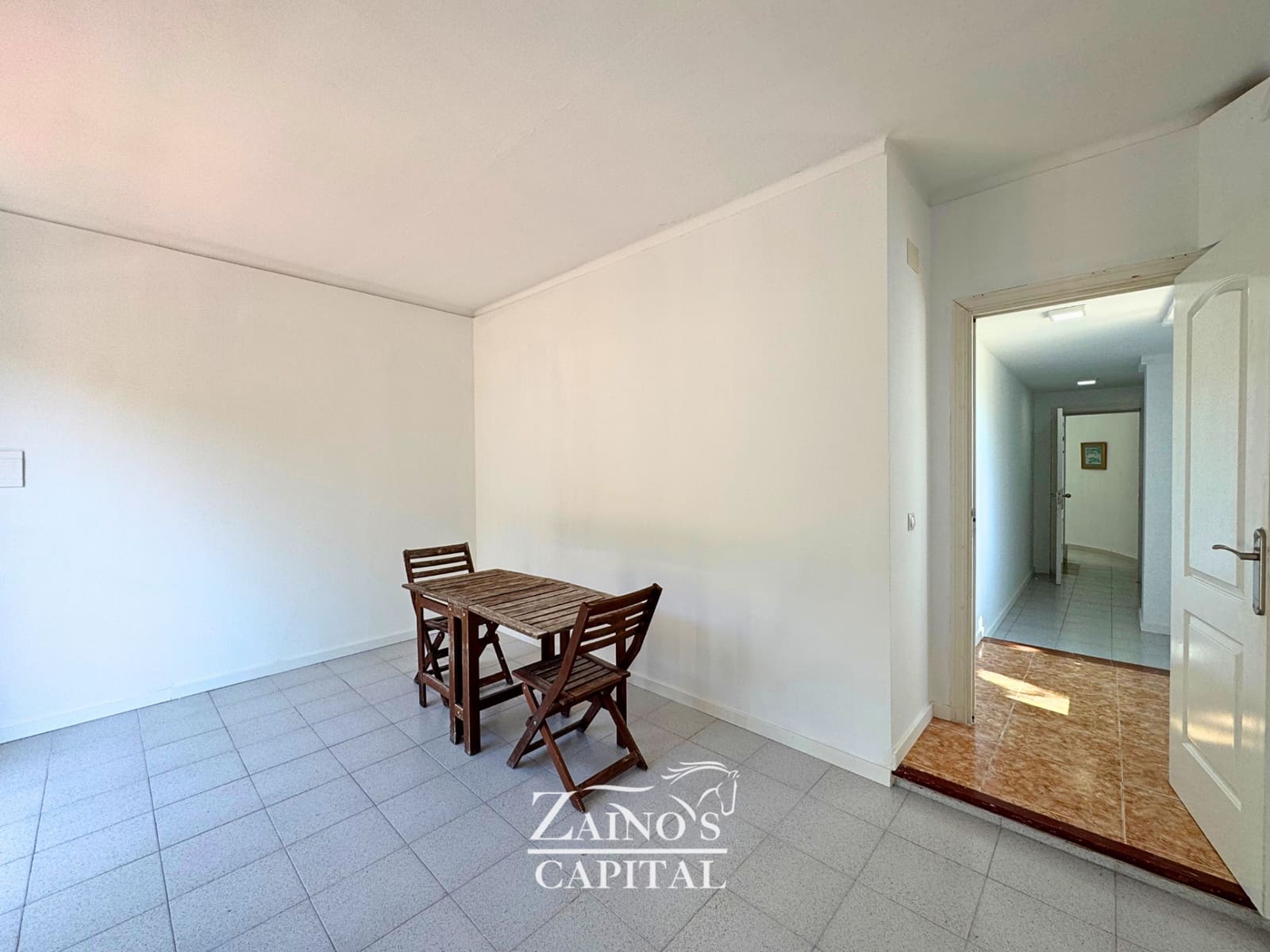 Pareado de 6 habitaciones en Calvià en venta con garaje - 770.000 € (Ref: 9889709)